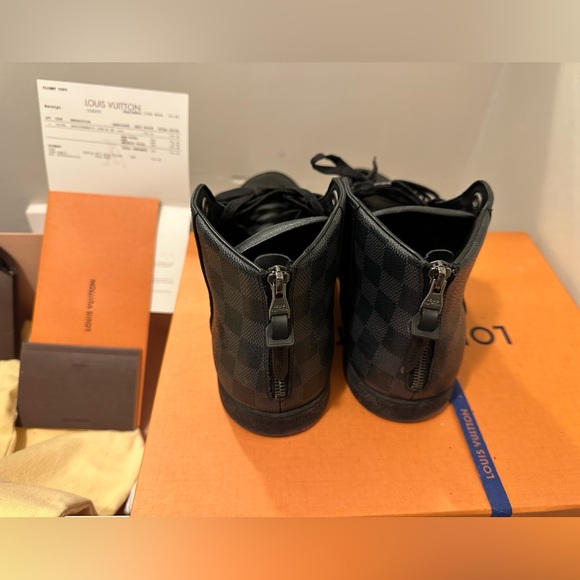 Louis Vuitton Line-Up Sneaker - Picture 4 of 5